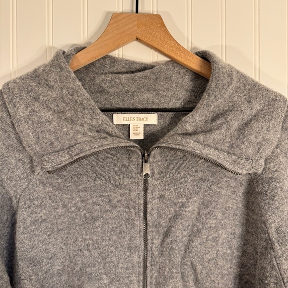 Ellen Tracy 100% Wool Oversized Full Zip Up Long Cardigan Gray Size Medium - Picture 3 of 14